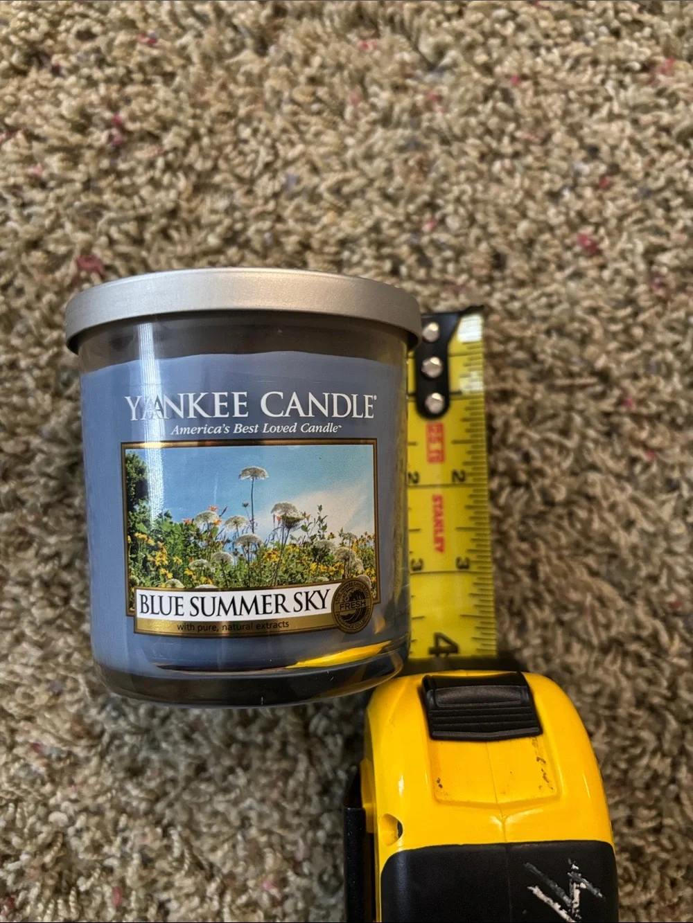Yankee Candle Blue Summer Sky 7 oz. Scented Jar Candle